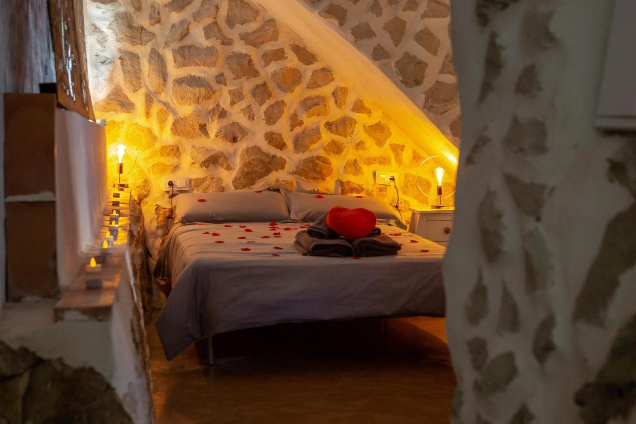 Fortress Jacuzzi Suites Xàtiva Esterno foto