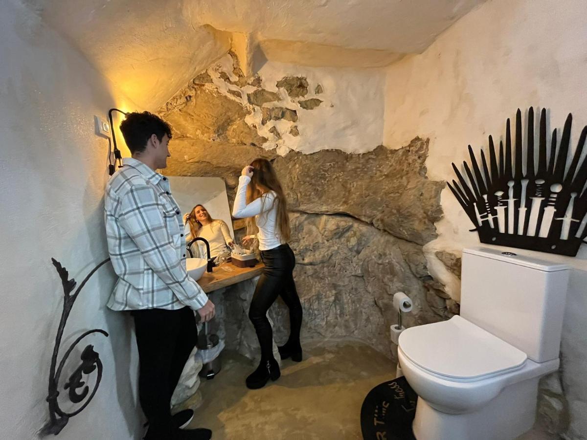 Fortress Jacuzzi Suites Xàtiva Esterno foto