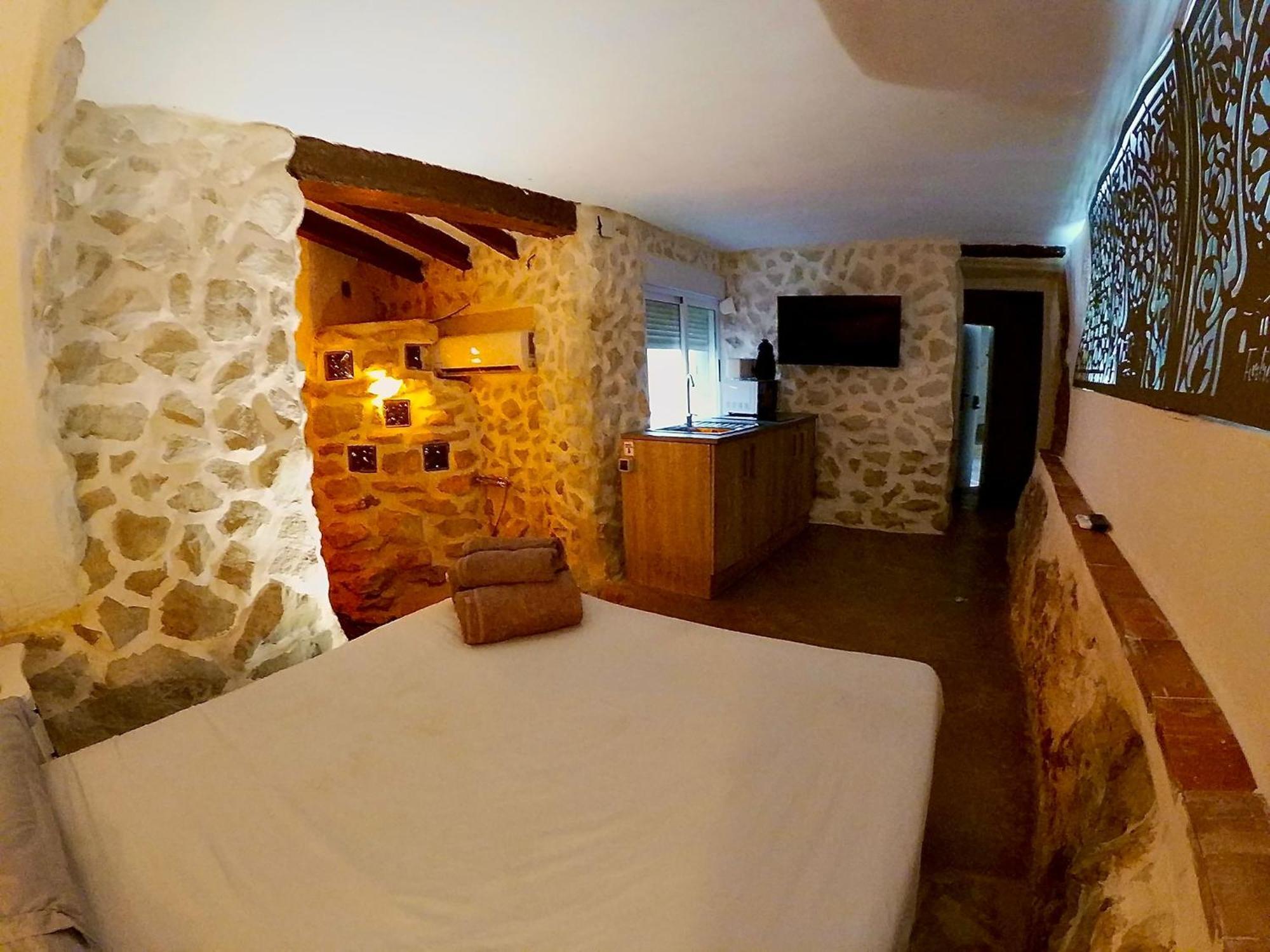 Fortress Jacuzzi Suites Xàtiva Esterno foto